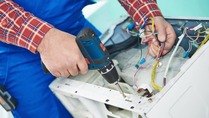 Manisa Termodinamik Termodinamik çamaşır makinesi kart tamiri – Su almama arızası orijinal parça ile giderildi. - Teknik servis örneği